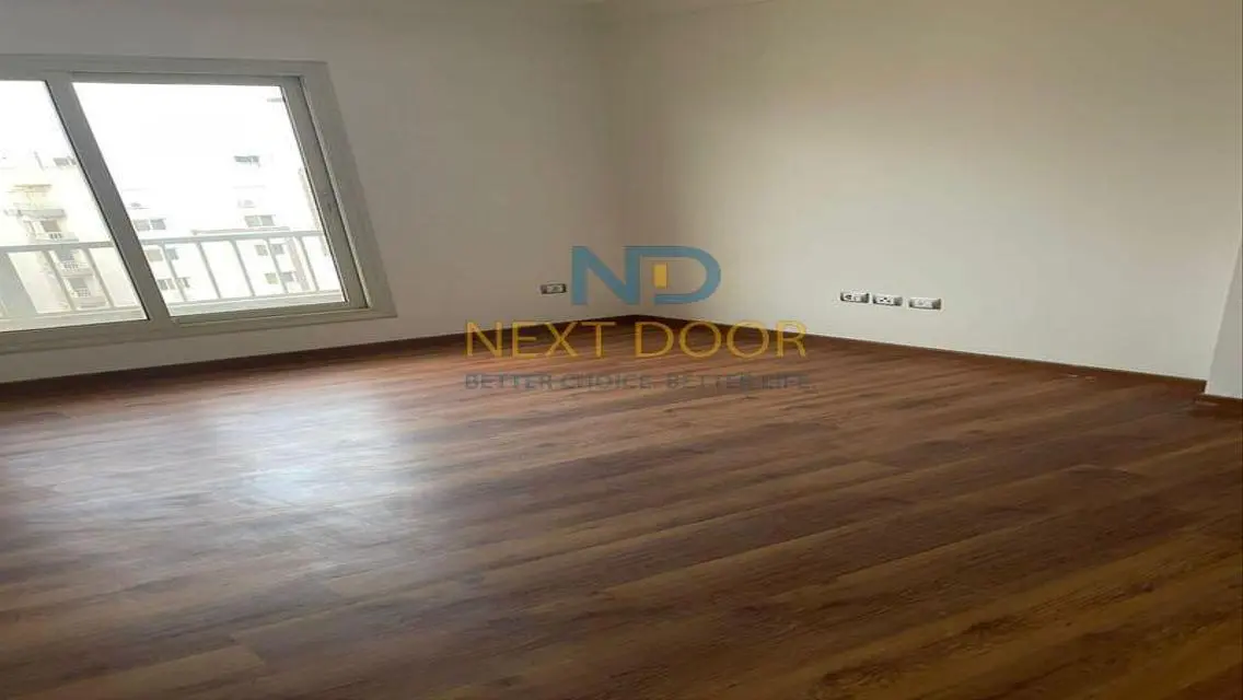 For Rent| Penthouse with Roof Finished in Jayd
