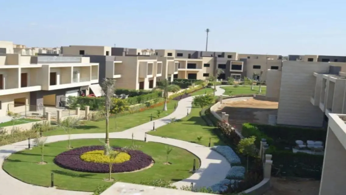Town house for sale ready to move near New Giza