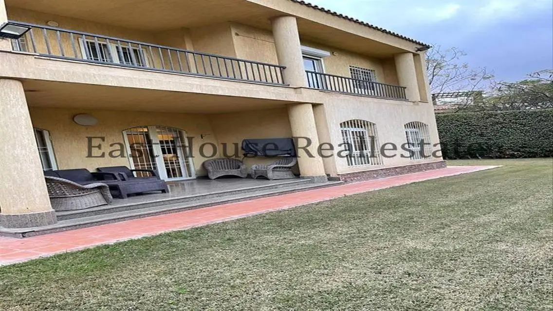 Villa stand alone For rent furnished in Madinaty