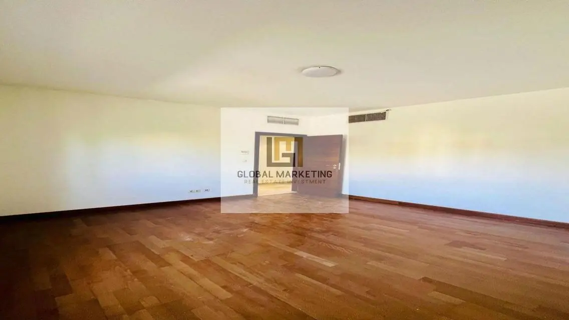 Semi-furnished villa, prime location, garden view