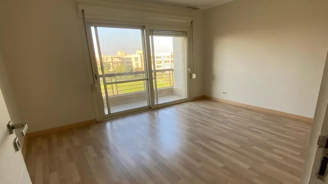 For Sale – Apartment in Carnell, New Giza
