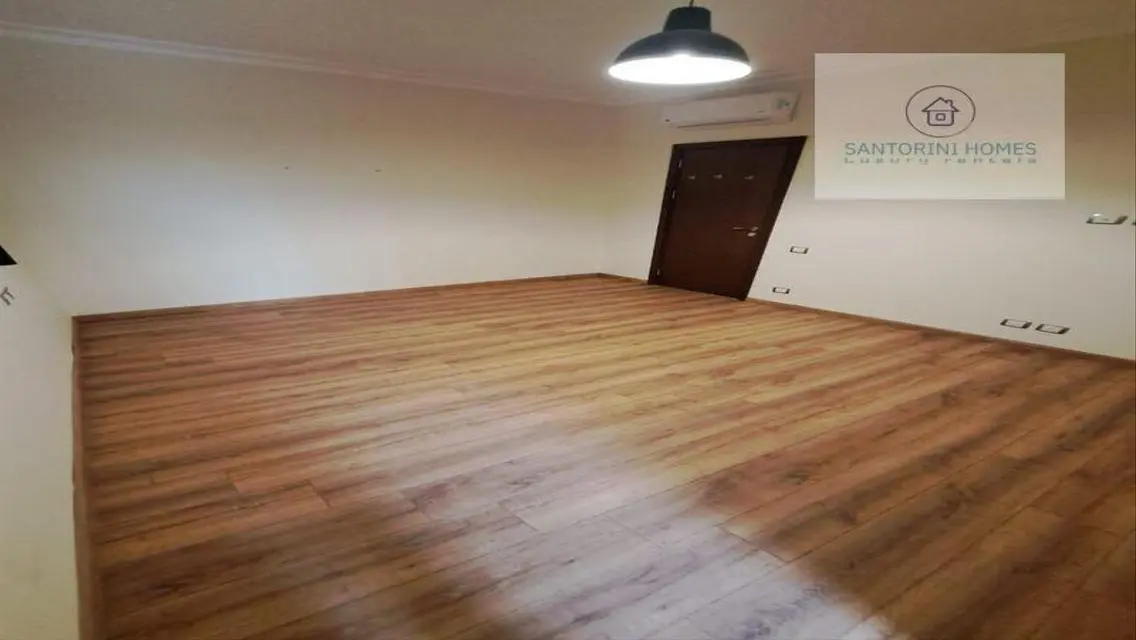 1BR Apartment With Garden For Rent In Regents Park