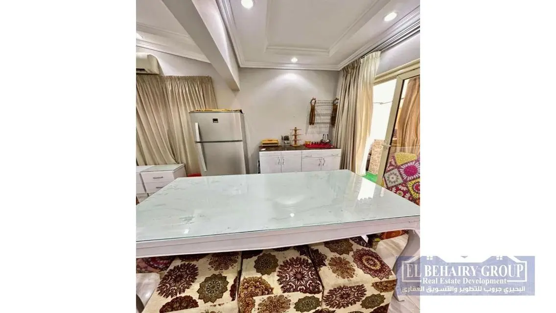 شقة للايجار في كمبوند الاشرفيه