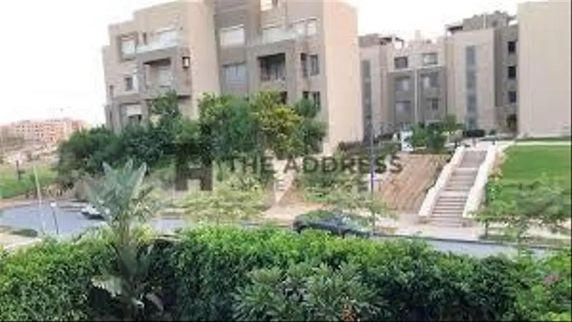 ارخص بنتهاوس متشطب بفيليدج جيت استلام فوري