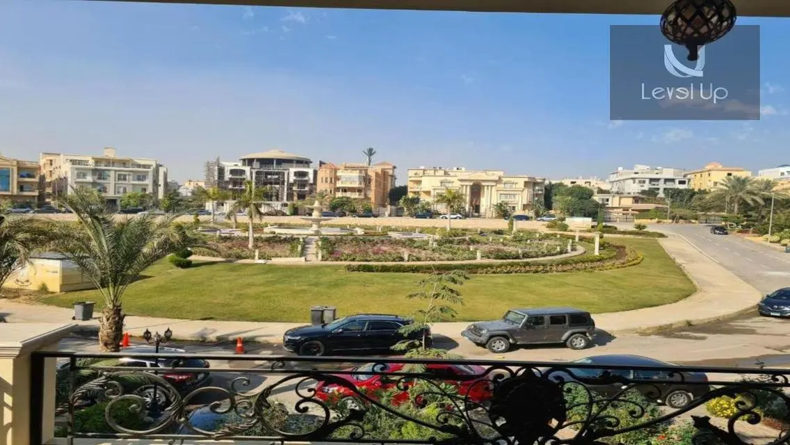 Basementapartment with garden for sale n West Golf