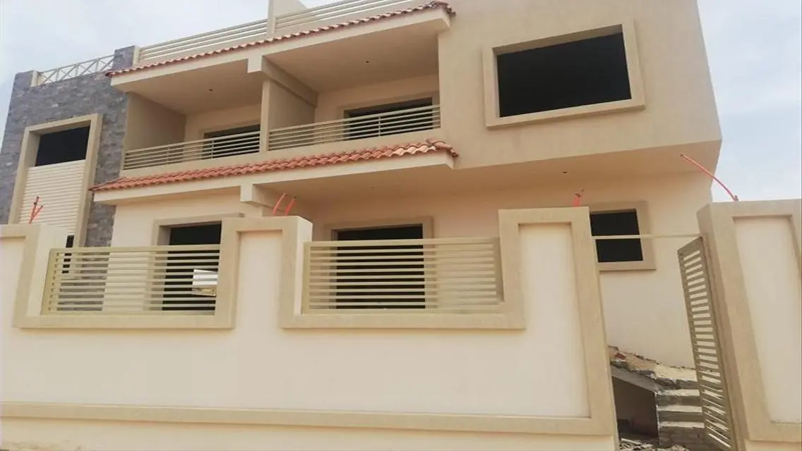 ريسيل توين فيلا 660 م على ارض 355 م جاهزة للاستلام