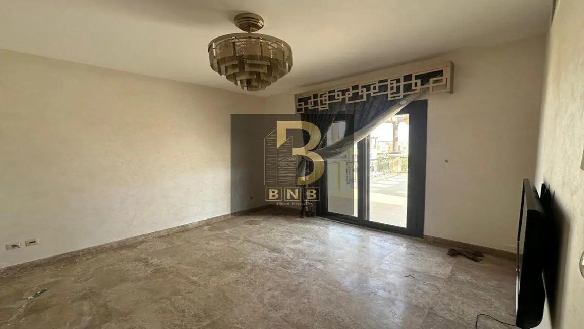 Villa for rent with 5 bedrooms in mivida