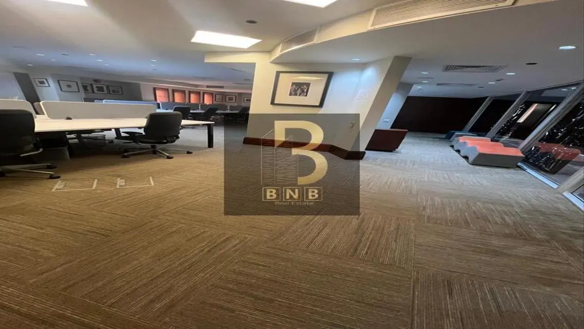 Fully Furnished Admin 1400sqm in 90th New Cairo
