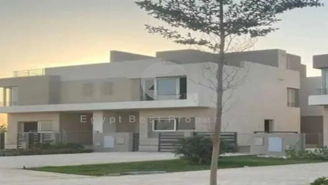 توين هاوس في بالم هيلز القاهرة الجديدة جاهز للسكن