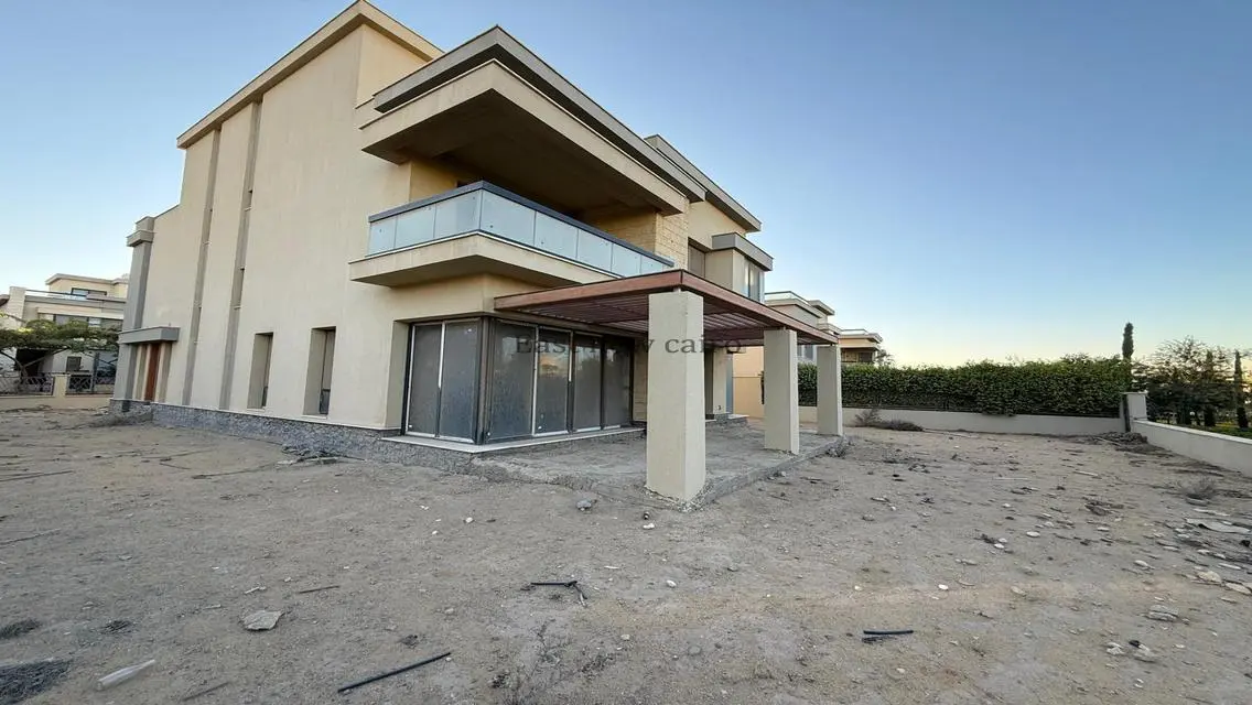 Twin house for sale very special price in Villette