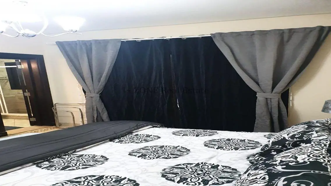 Modern furnished villa for rent in Hyde Park
