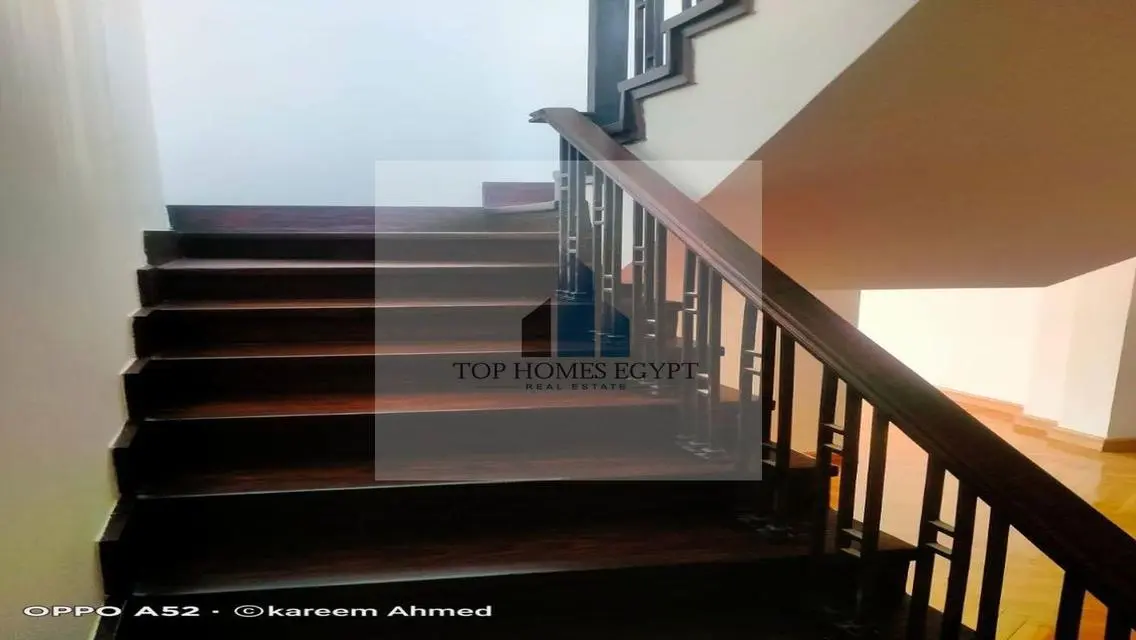 Penthouse for Sale finished/ACs in Promenade