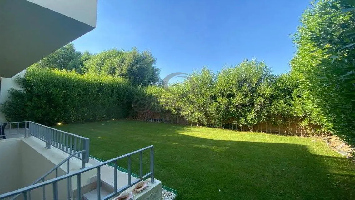 Twin house for rent in Allegria Beverly Hills