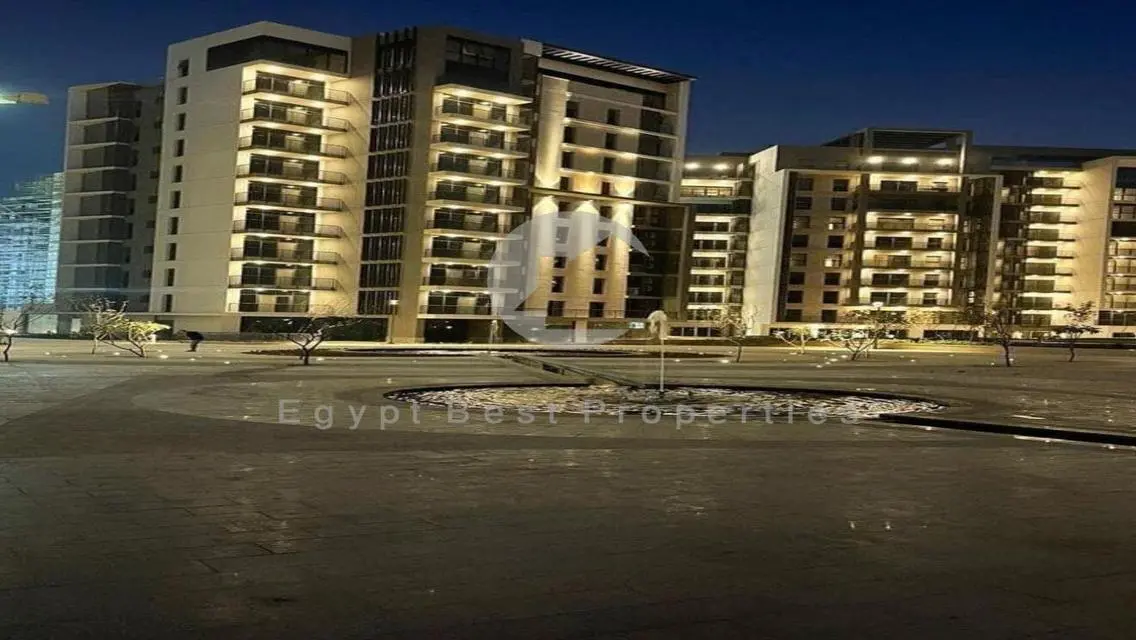 شقة كاملة التشطيب بالتكيفات فيو رائع علي لاند سكيب