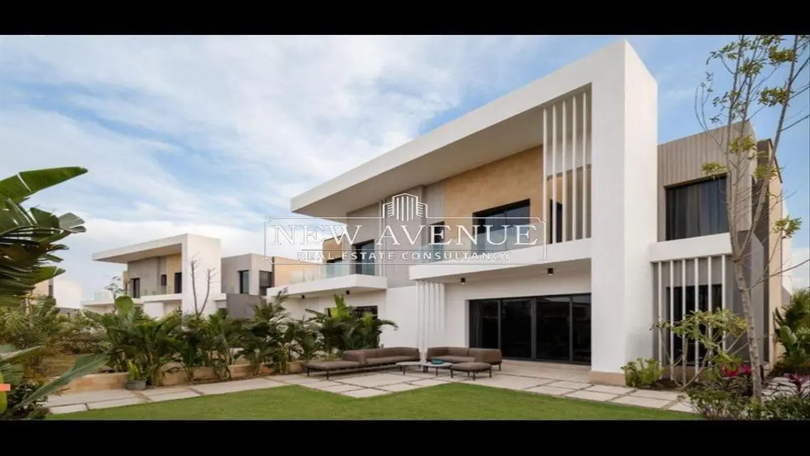 Fully finished Ground Duplex resale in zed east