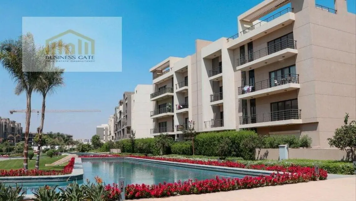 بينتهاوس استلام فوري متشطب بجوار ال AUC في المراسم