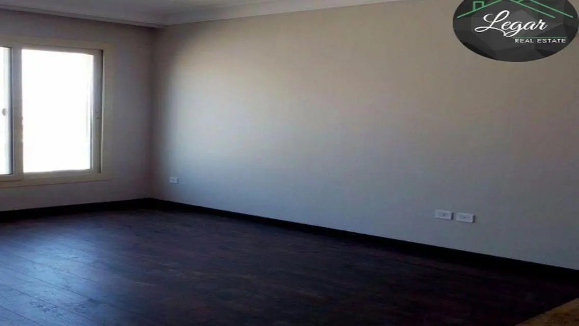 For rent twin house in Tilal El Gezira ½ furnished