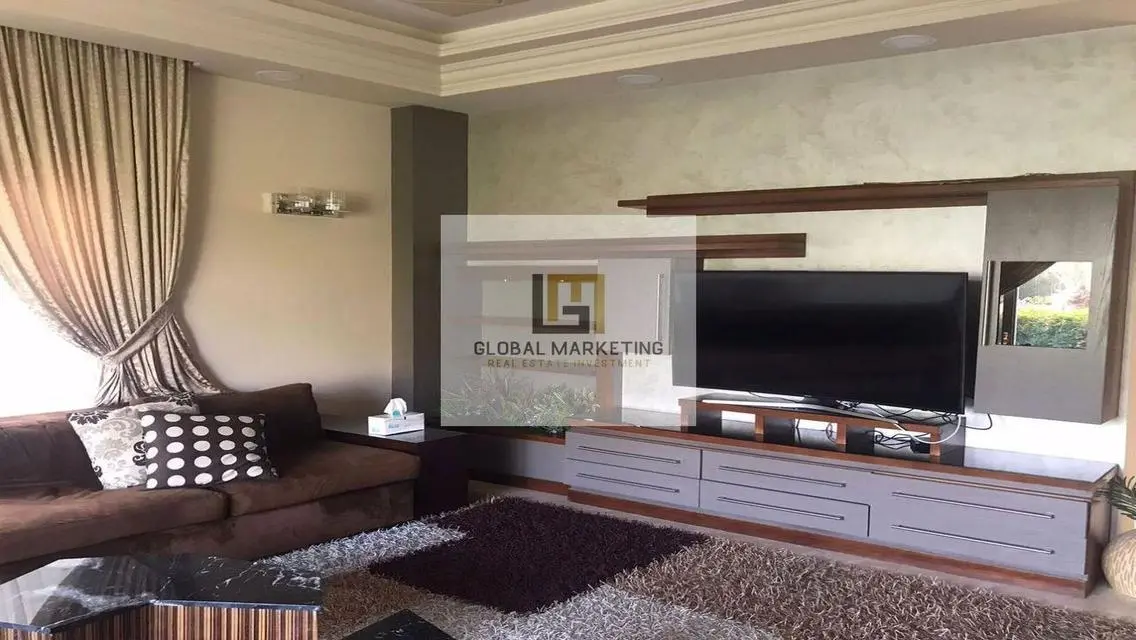 فيلا فرش الترا مودرن بفيو حمام سباحة و حديقة