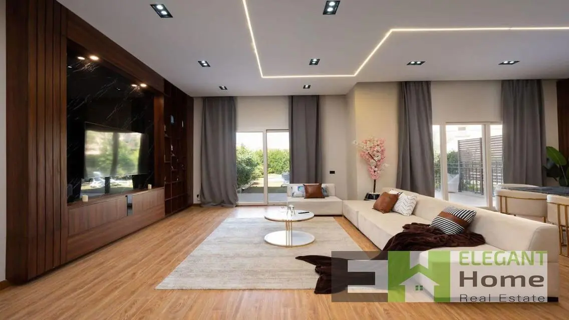 Luxury hotel villa with pool at Katameya Dunes