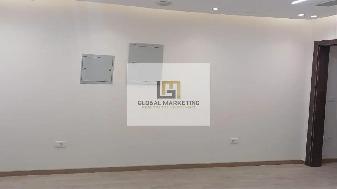 Finished office for sale, 127 m inside Hyde Park