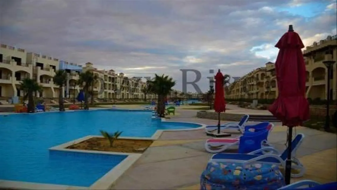 شاليه للبيع في بالم بيتش العين السخنة بالفرش