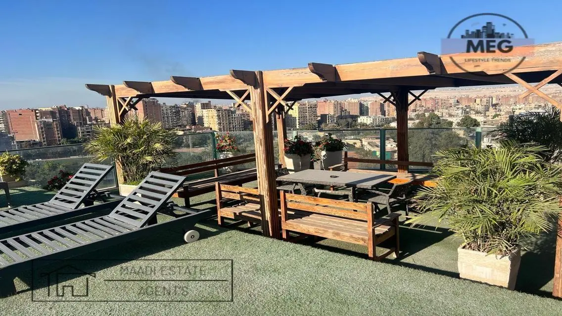 Amazing Duplex With Shared Pool In Prime Location