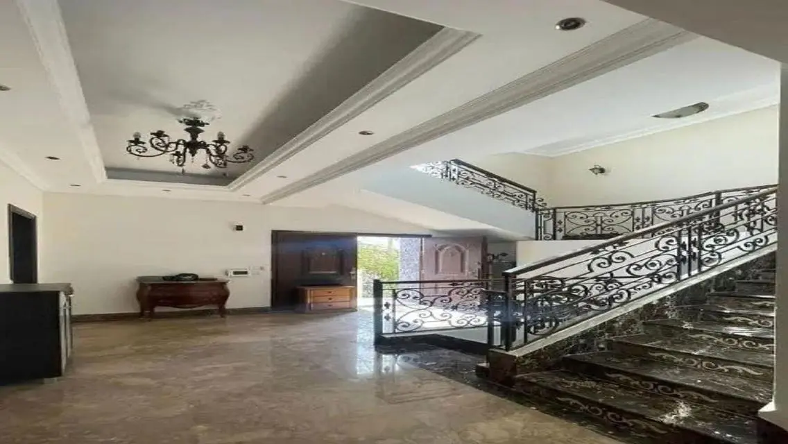 Villa for rent   Beverly Hills - Phase 2