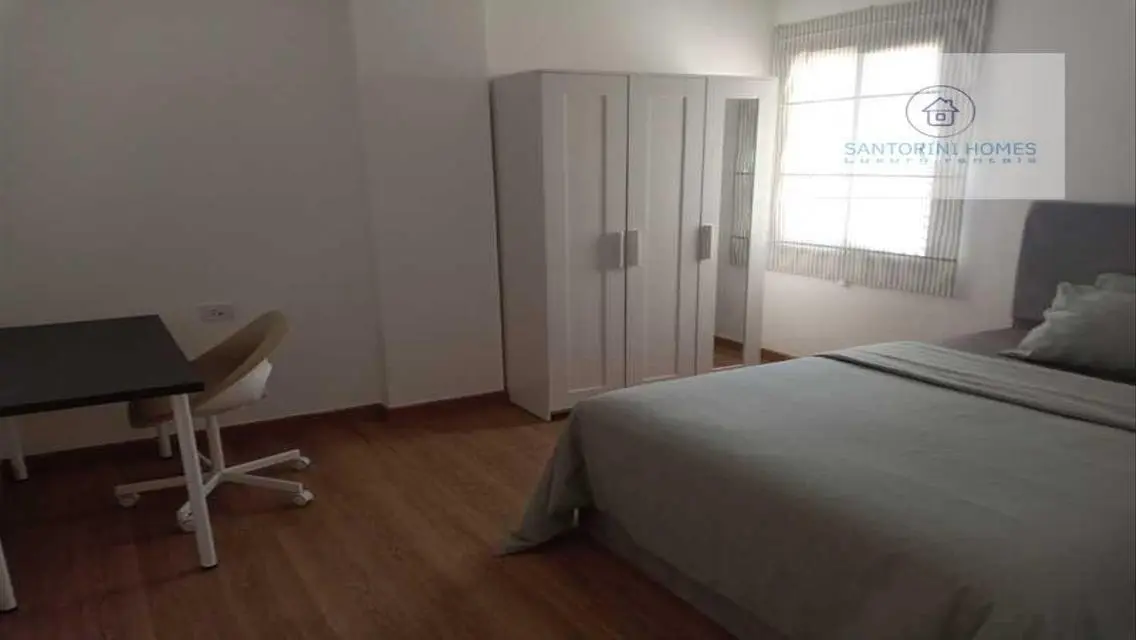 Luxury Apartment with Central Air Conditioning in Santorini