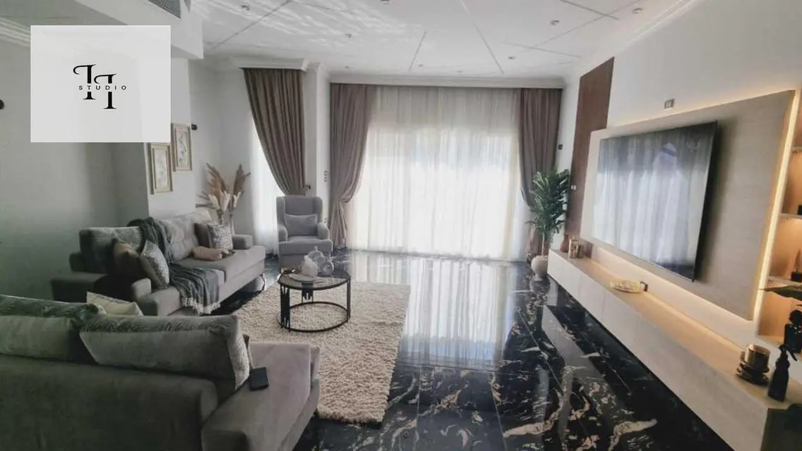 Luxury Apartment with 1200 Square Meters of Space
