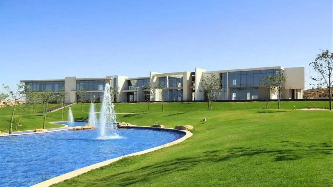 Stunning Villa with Lake View - 13,142,000 EGP