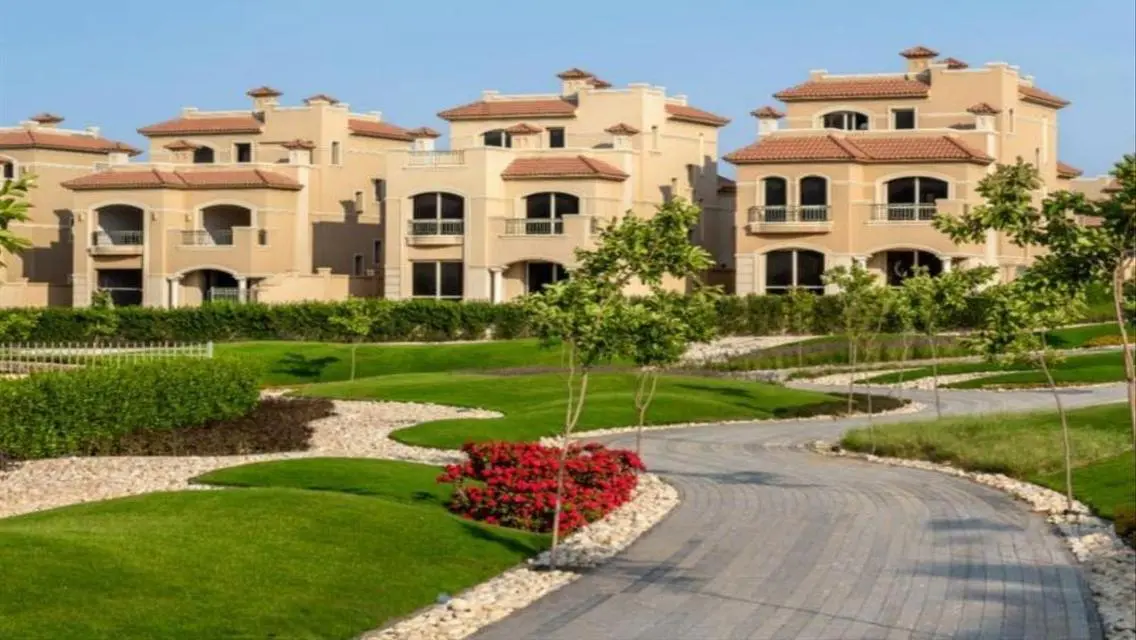 Stunning Villa with Lake View - 13,142,000 EGP