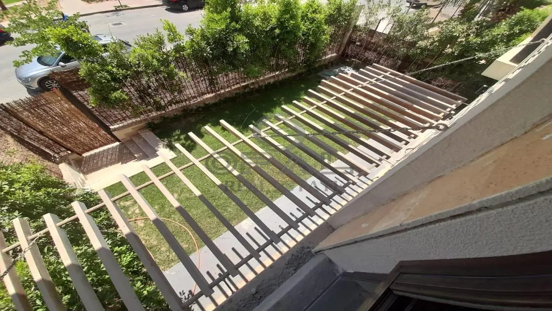 Ground duplex with garden, 3 rooms + nanny (applia