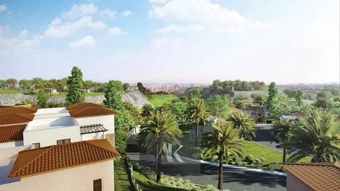 تاون هاوس287م مطل على منطقة الجول للبيع في سيليستا