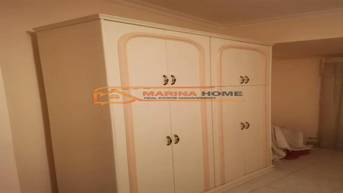 For sale: Duplex in Marina 7, near the lake