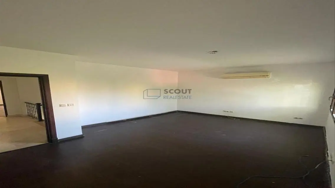Mivida -Emaar Semi Furnished Twinhouse For RENT