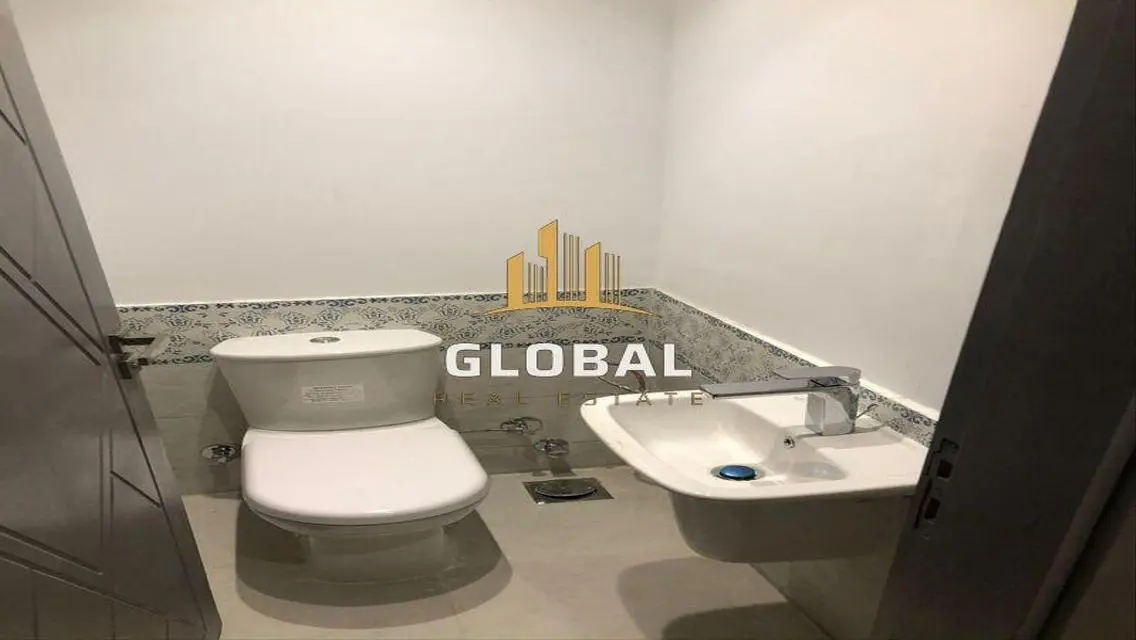 Luxury Apartment at Code-Mivida - 251-2004