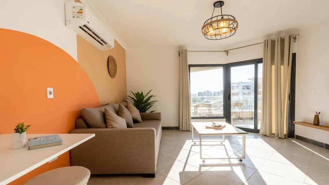 Luxury Apartment with 15m Space, Private Garden and Pool