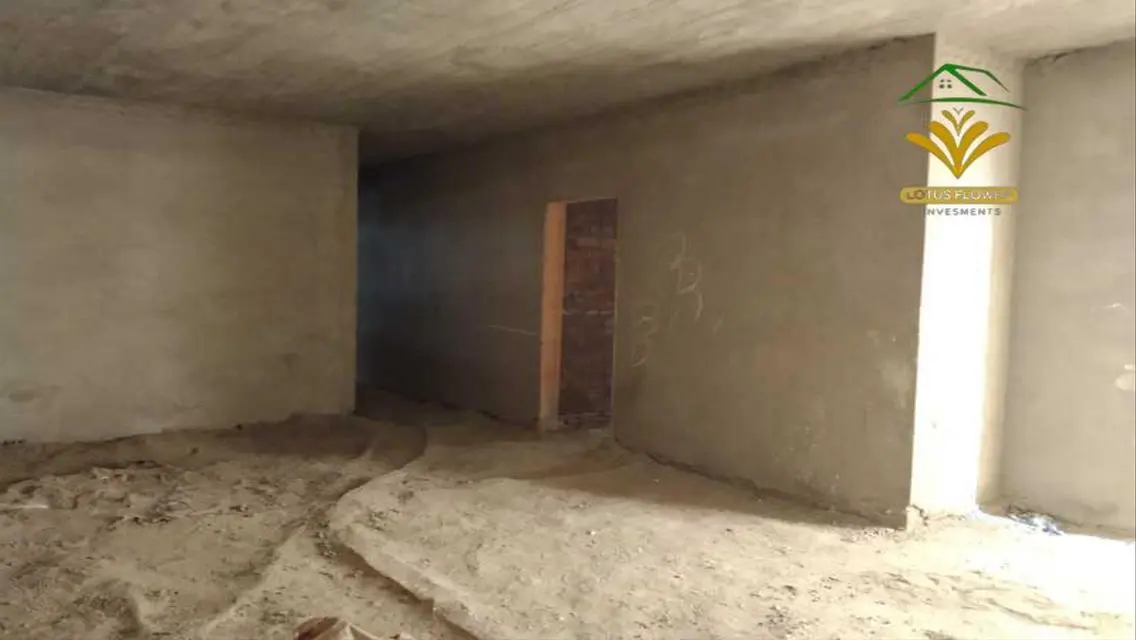 Stunning Apartment for Sale with Generous Space