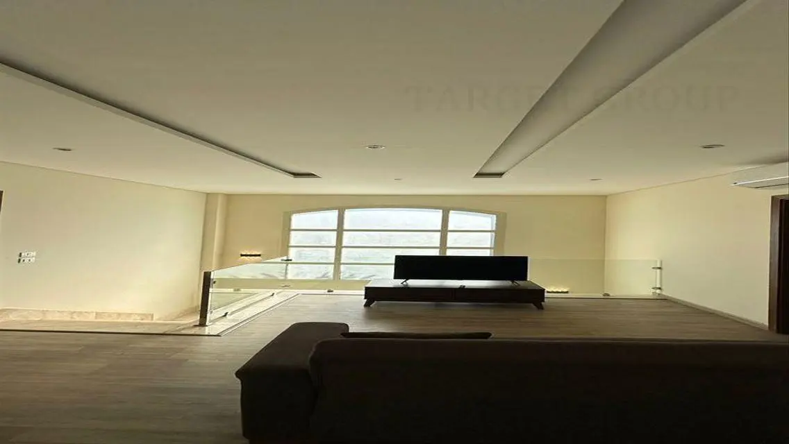 Luxury 5-Bedroom Villa with Private Garden and Shared Pool
