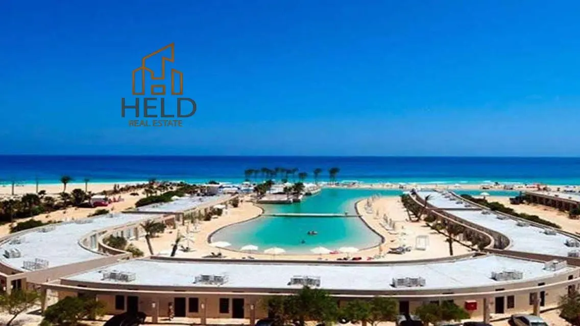 Luxurious Villa for Sale with Spacious Design - 73000000 EGP