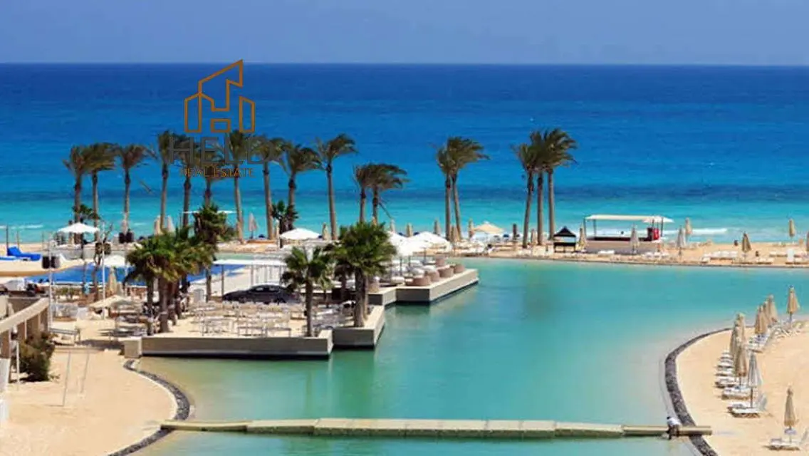 Luxurious Villa for Sale with Spacious Design - 73000000 EGP