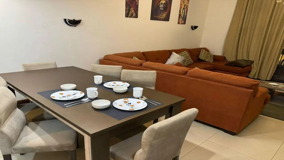 Luxury 3-Bedroom Apartment with Lake View
