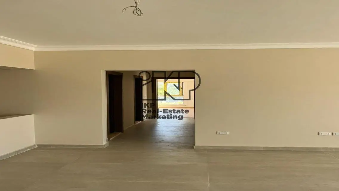 شقة فاخرة للإيجار بحي IKP