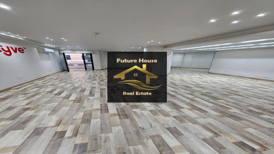 Ready-to-Move Apartment with 200 sqm