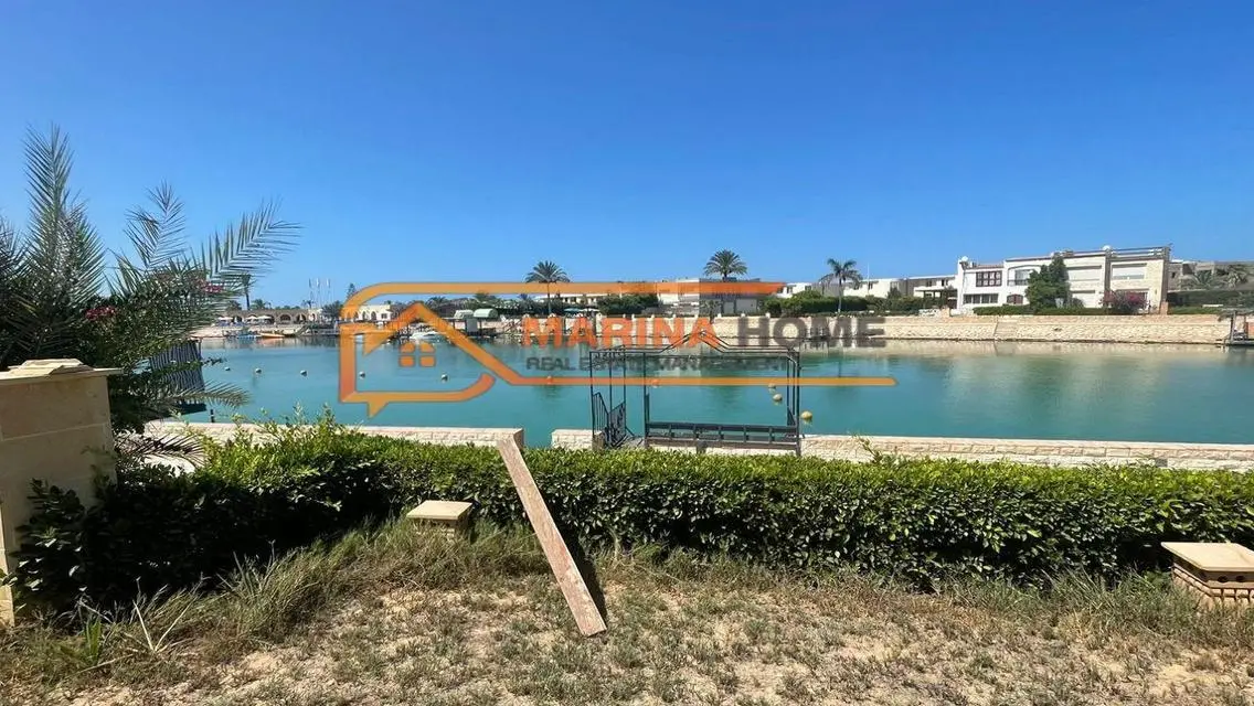 Luxury Villa for Sale in Marina 5