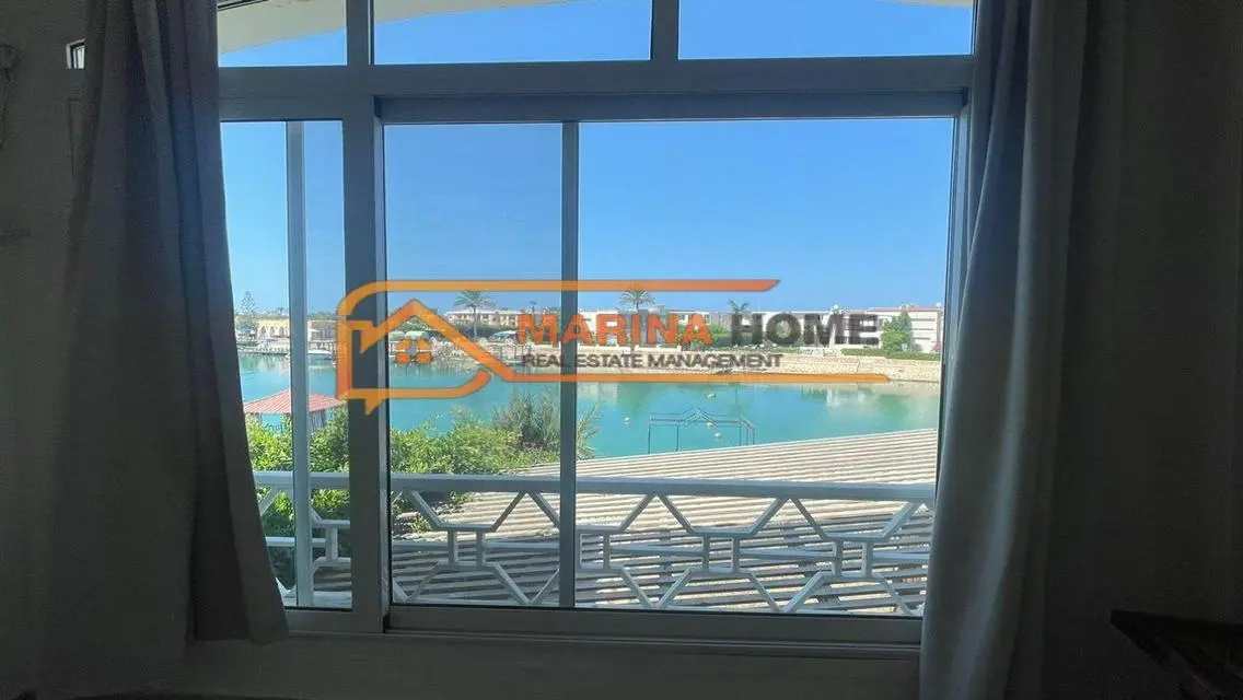 Luxury Villa for Sale in Marina 5