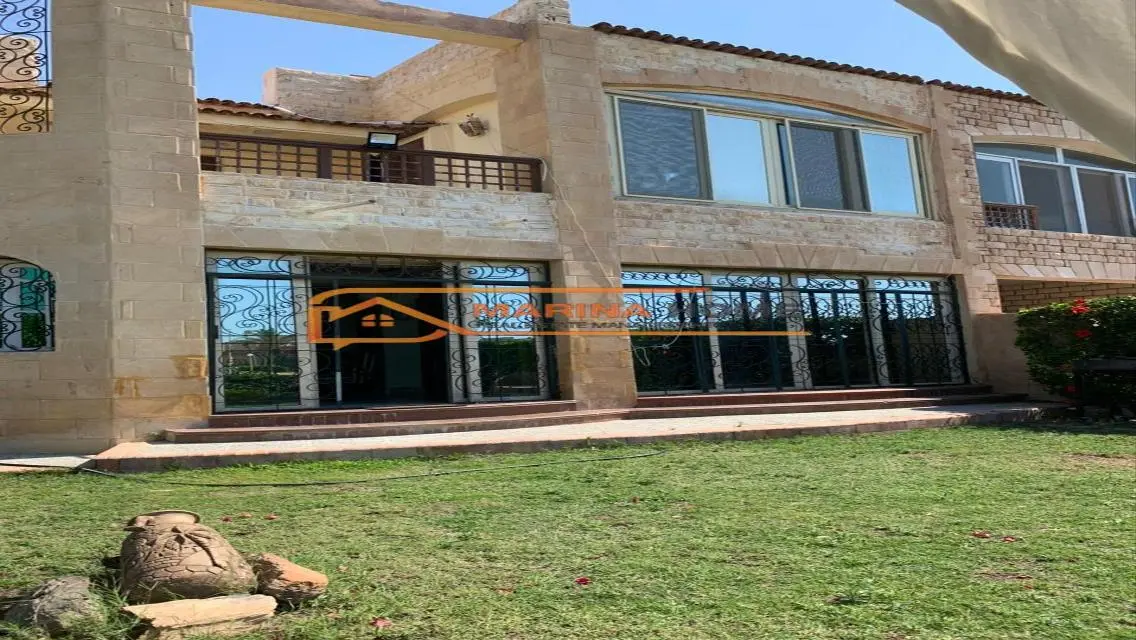 Stunning Villa for Sale in Marina 5