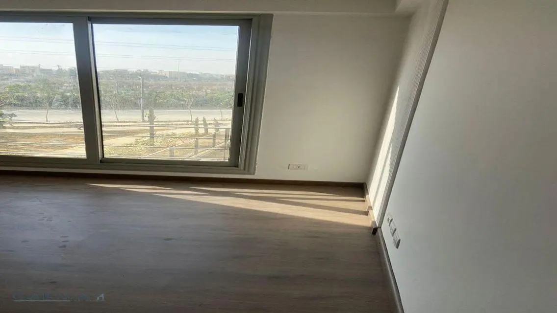 Luxury Villa with 4 Bedrooms in Prime Location