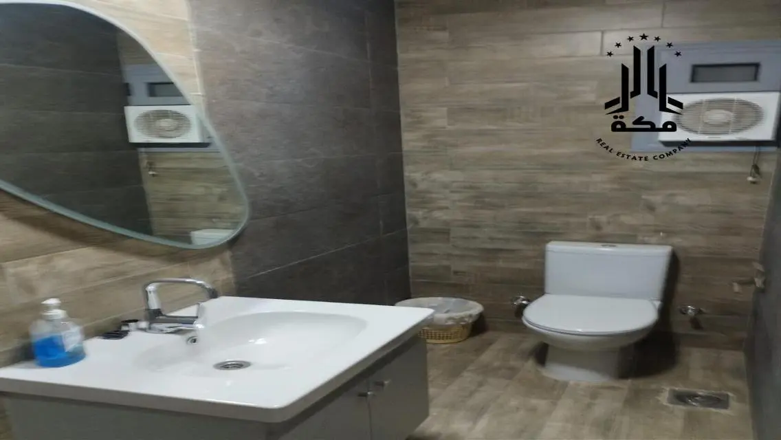 Luxurious Property in Prime Location with Ample Space