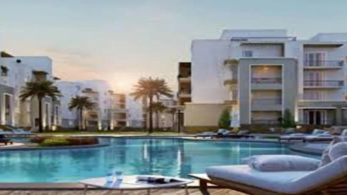 Luxury Apartment with Private Garden and Stunning Views – 261 m²